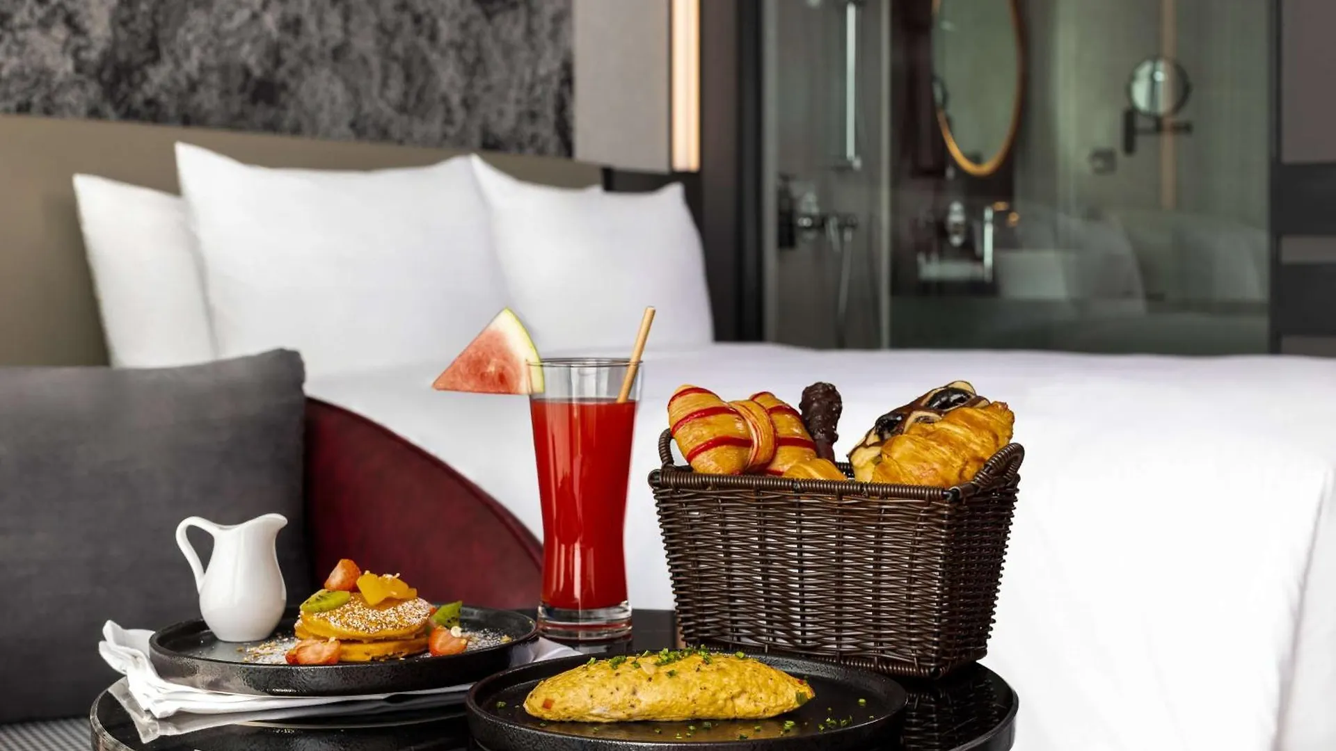 Отель Radisson Red Danang  Дананг