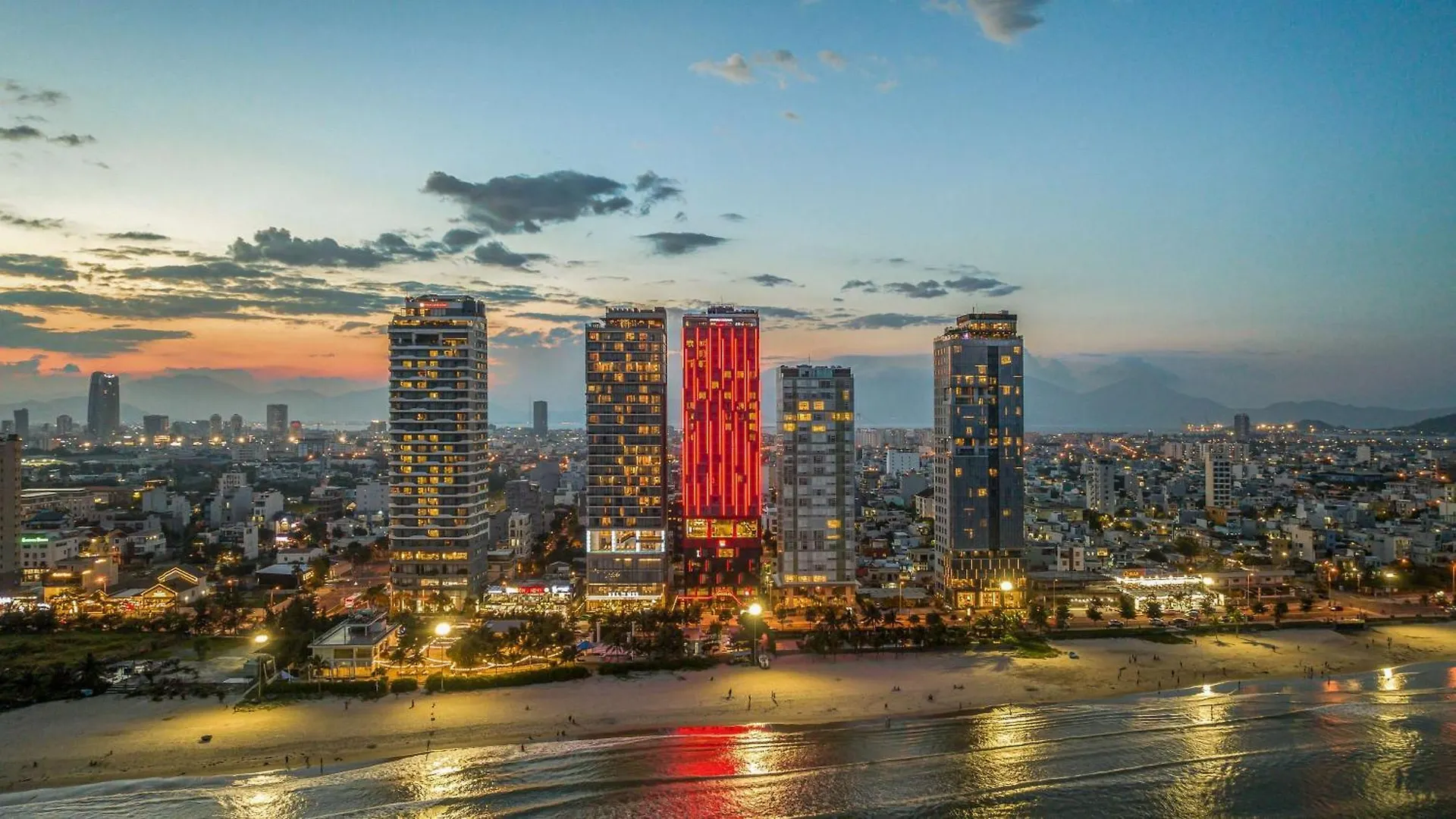 Отель Radisson Red Danang