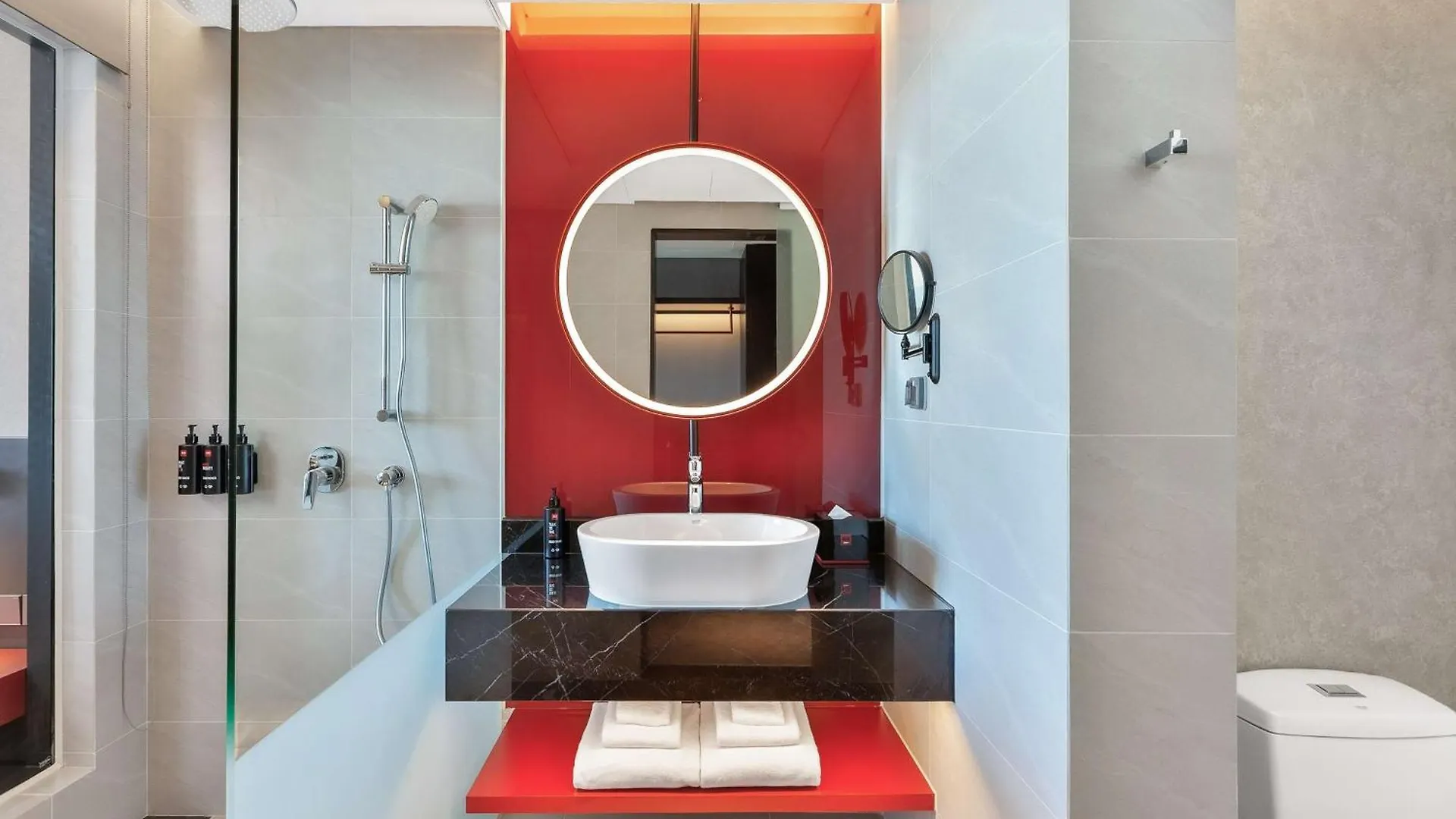 Radisson Red Danang Hotel